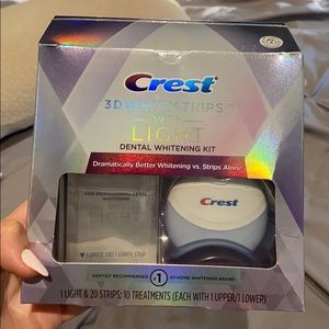 Crest 3D white strip dental kit